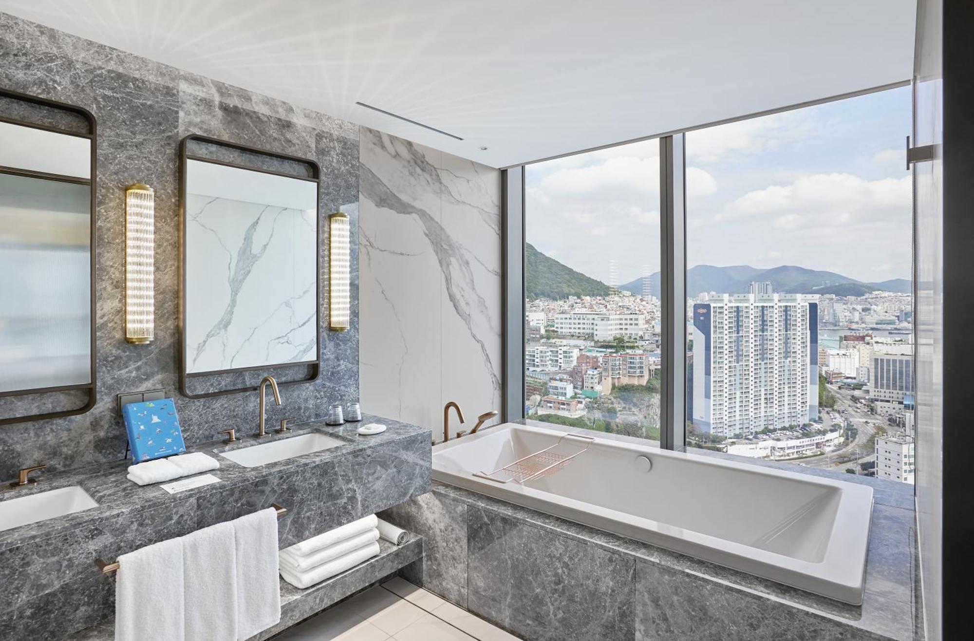 Wyndham Grand Busan Ngoại thất bức ảnh