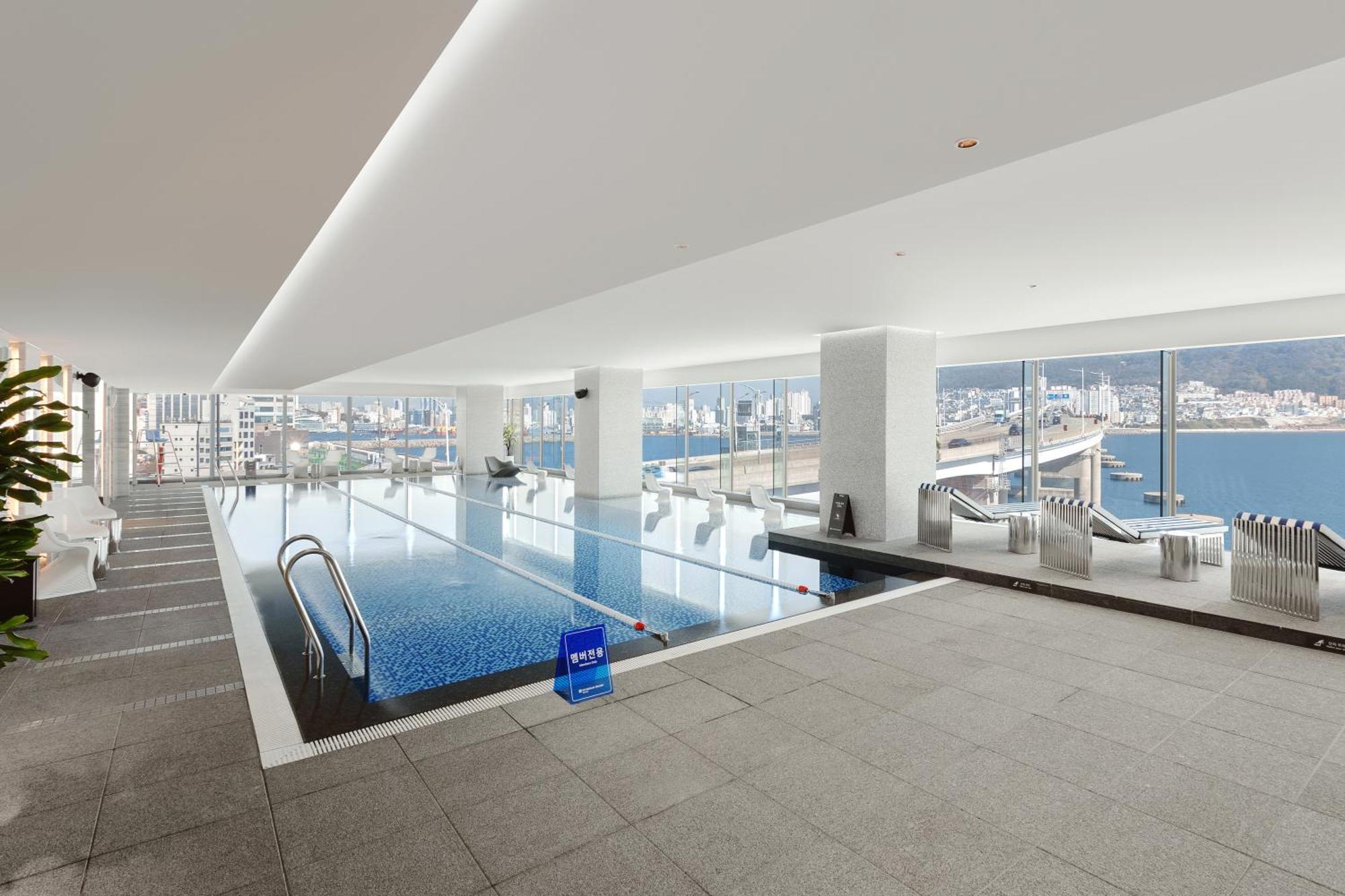 Wyndham Grand Busan Ngoại thất bức ảnh