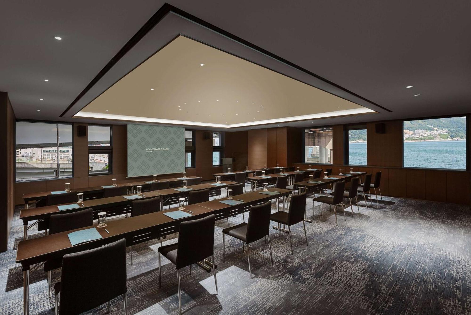 Wyndham Grand Busan Ngoại thất bức ảnh