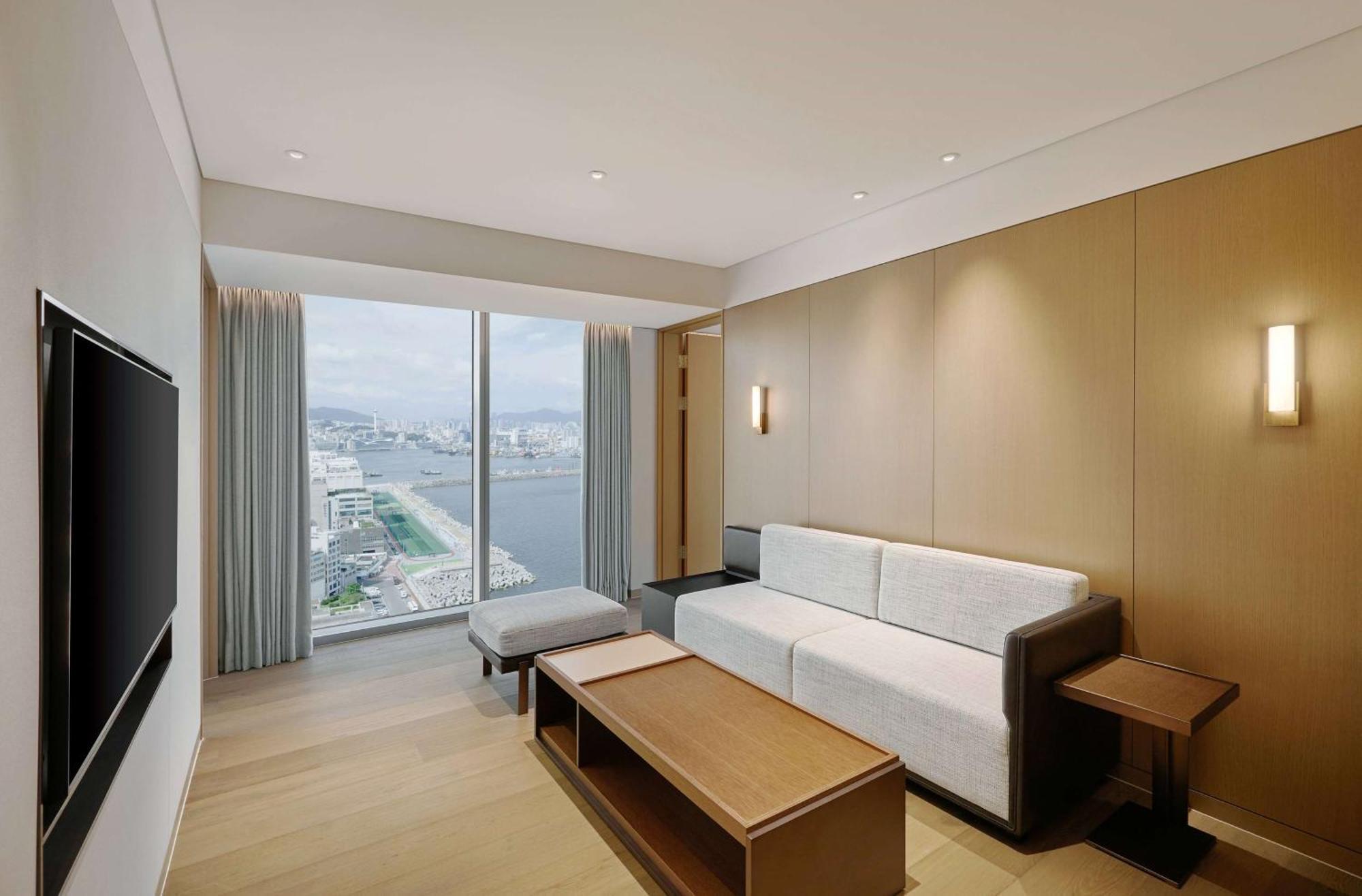 Wyndham Grand Busan Ngoại thất bức ảnh