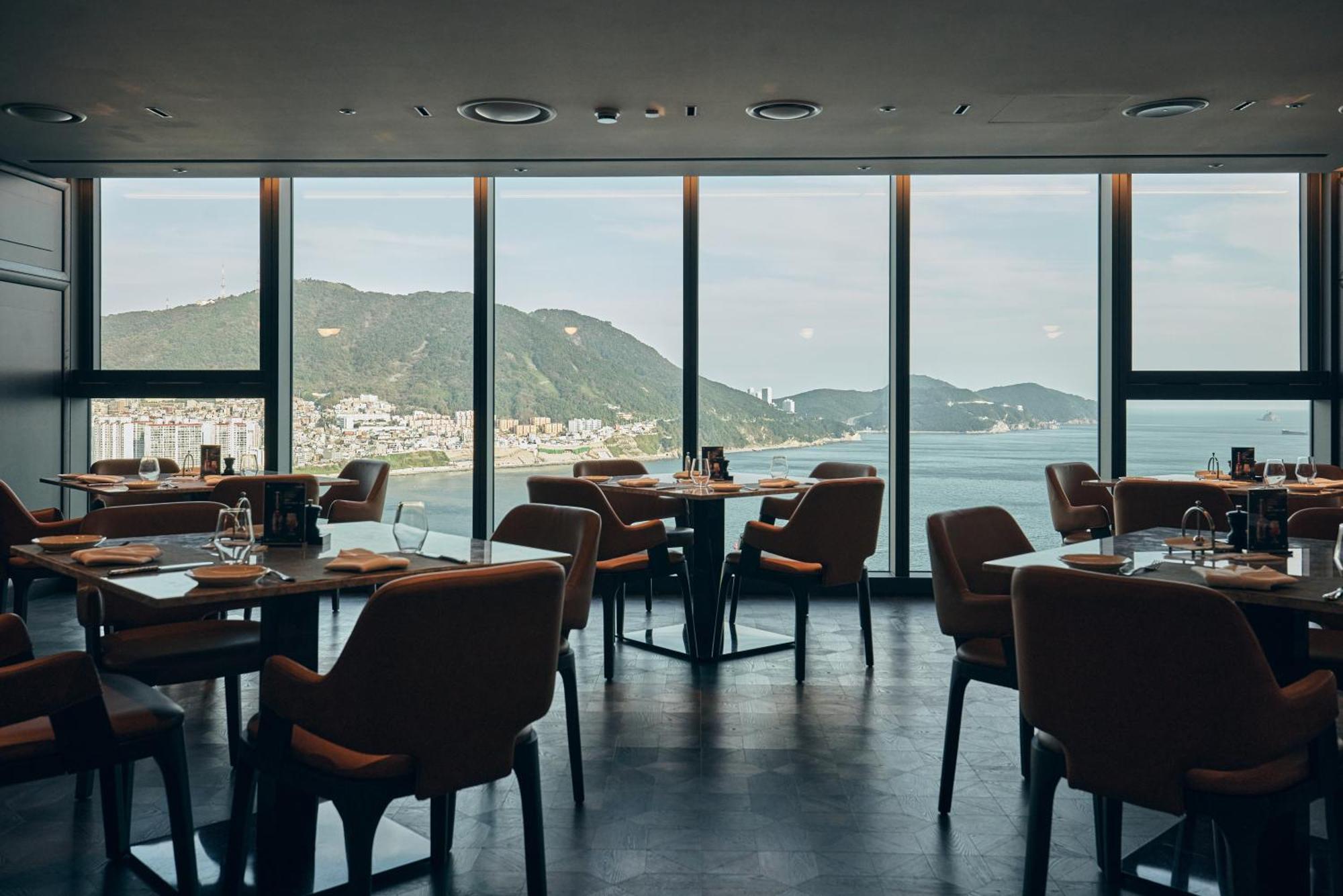 Wyndham Grand Busan Ngoại thất bức ảnh